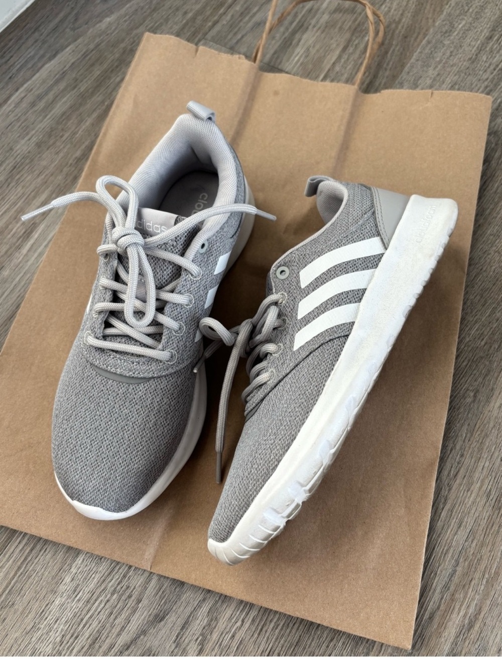 Adidas Women Gray Sneakers with White Stripes - Picture 1 of 5